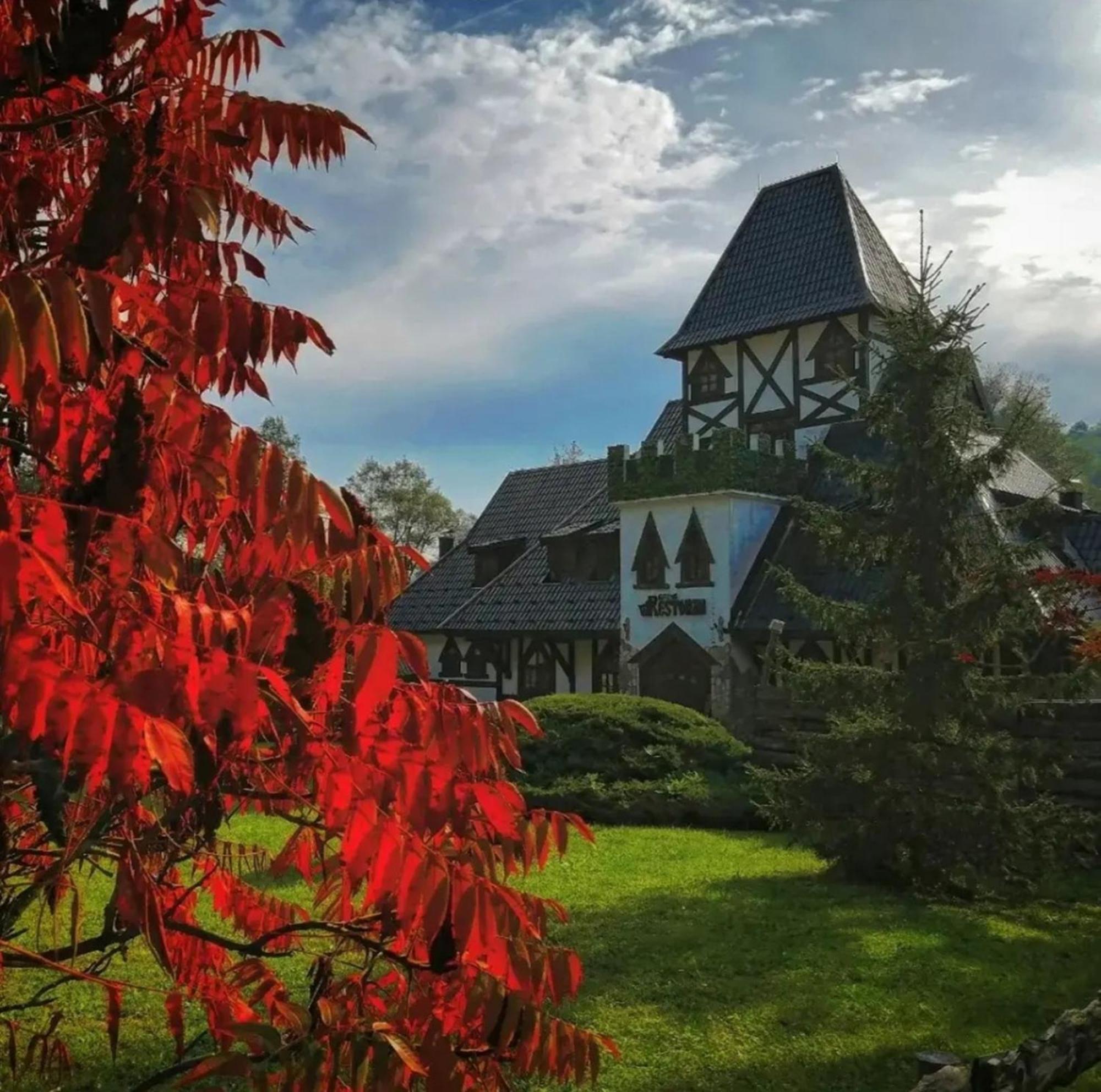 Hotel Kraljevsko Selo Kotromanicevo à Doboj Extérieur photo