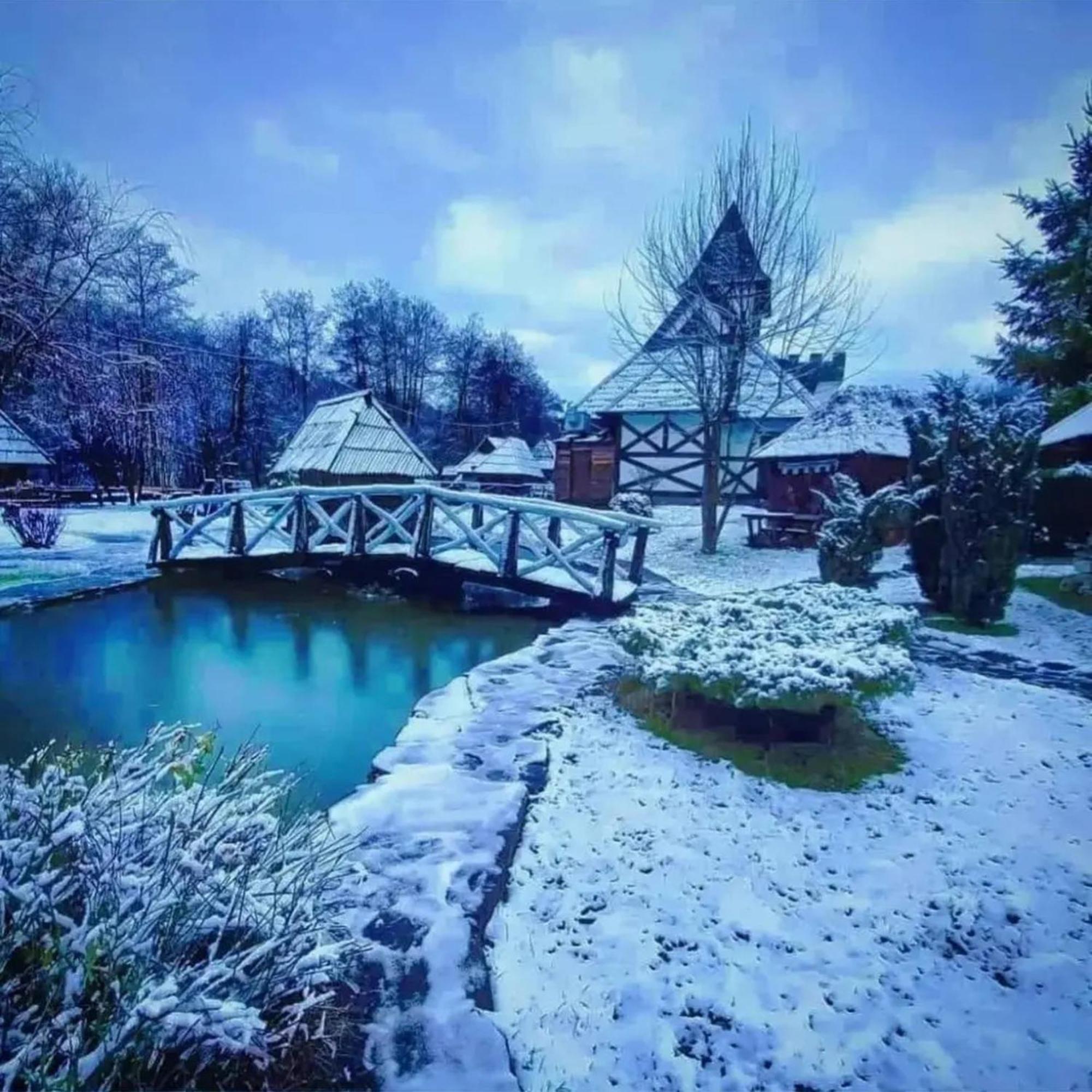 Hotel Kraljevsko Selo Kotromanicevo à Doboj Extérieur photo