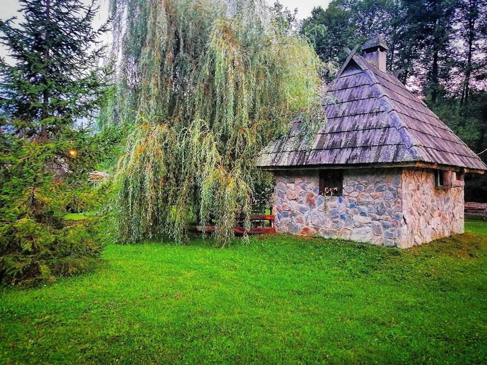 Hotel Kraljevsko Selo Kotromanicevo à Doboj Extérieur photo