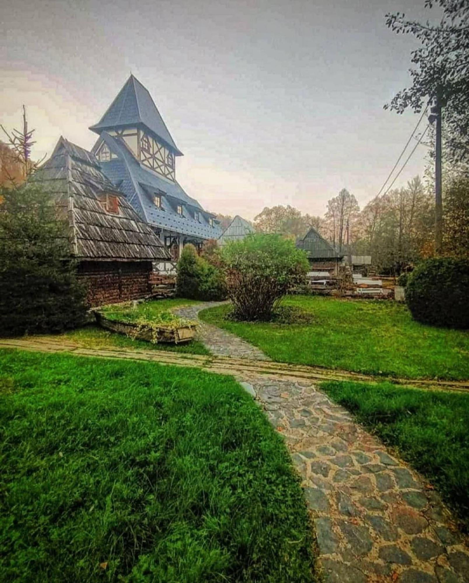 Hotel Kraljevsko Selo Kotromanicevo à Doboj Extérieur photo