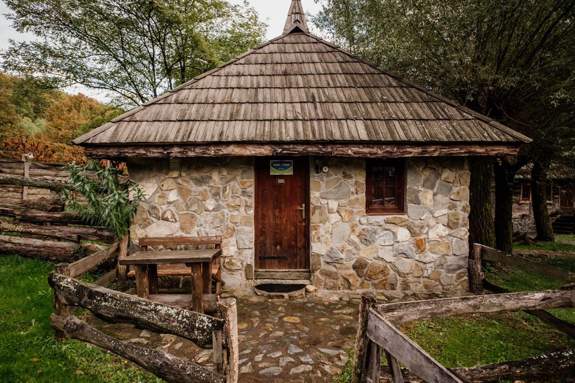 Hotel Kraljevsko Selo Kotromanicevo à Doboj Chambre photo