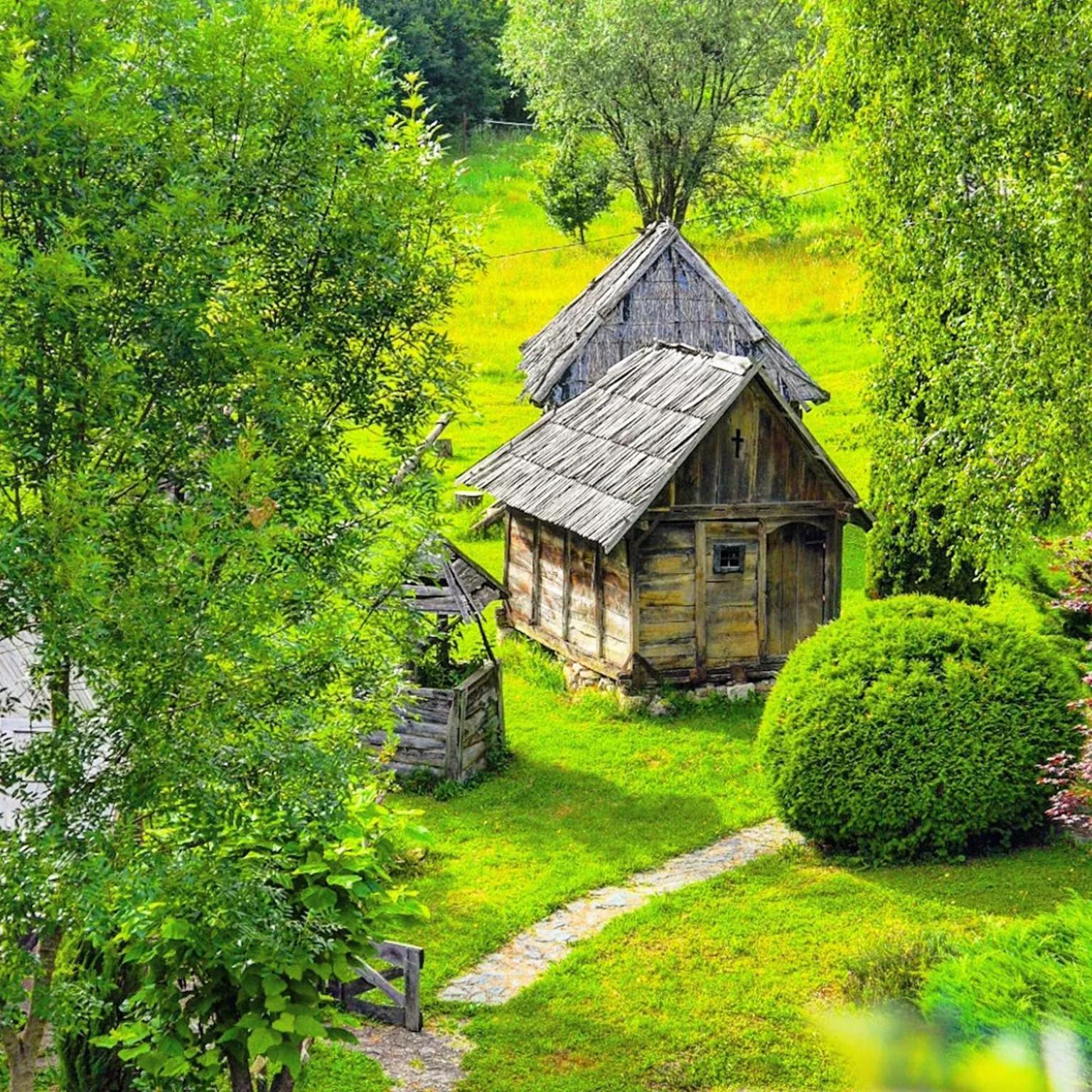 Hotel Kraljevsko Selo Kotromanicevo à Doboj Extérieur photo